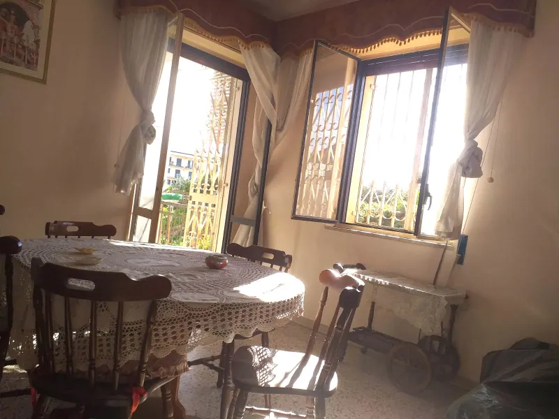Ampio Quadrilocale con Cantina – Acireale, Via del Mandorlo · foto 3