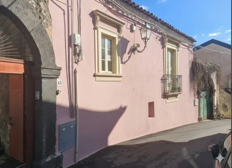 Trecastagni Dimora del '900 nel Cuore di Trecastagni a Trecastagni