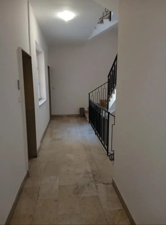 Catania via Fimia ampio appartamento 5 vani con garage · foto 6