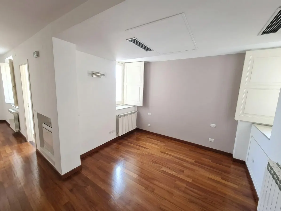 Catania, Prestigioso Appartamento di 450 mq Palazzo Pancari Ferreri · foto 11
