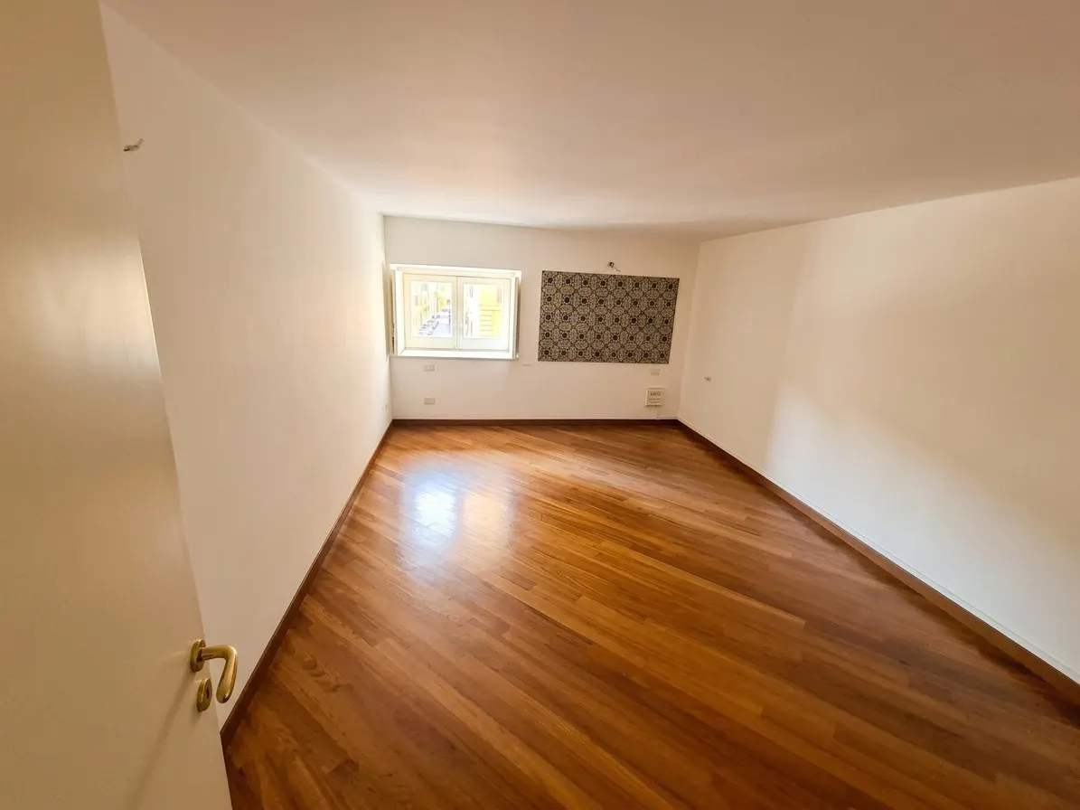 Catania, Prestigioso Appartamento di 450 mq Palazzo Pancari Ferreri · foto 12