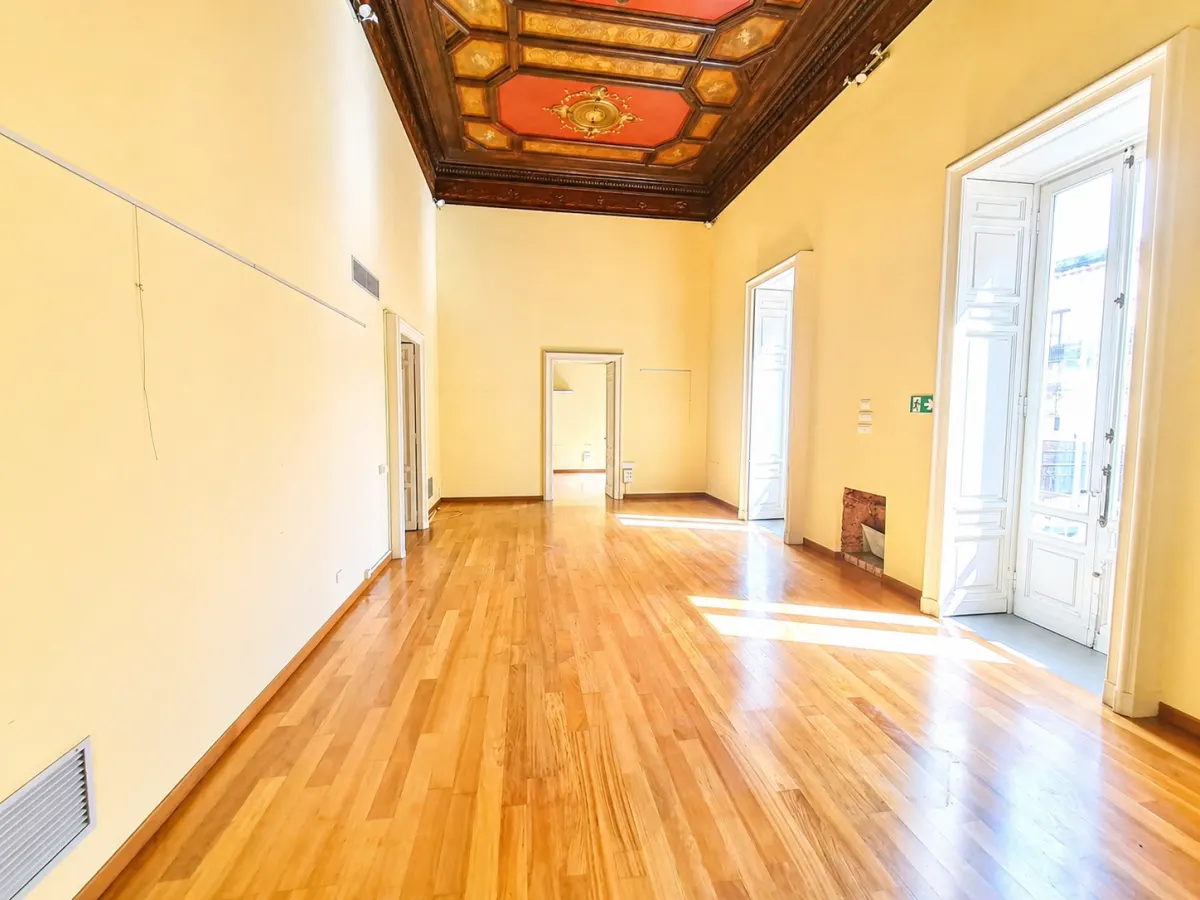 Catania, Prestigioso Appartamento di 450 mq Palazzo Pancari Ferreri · foto 17