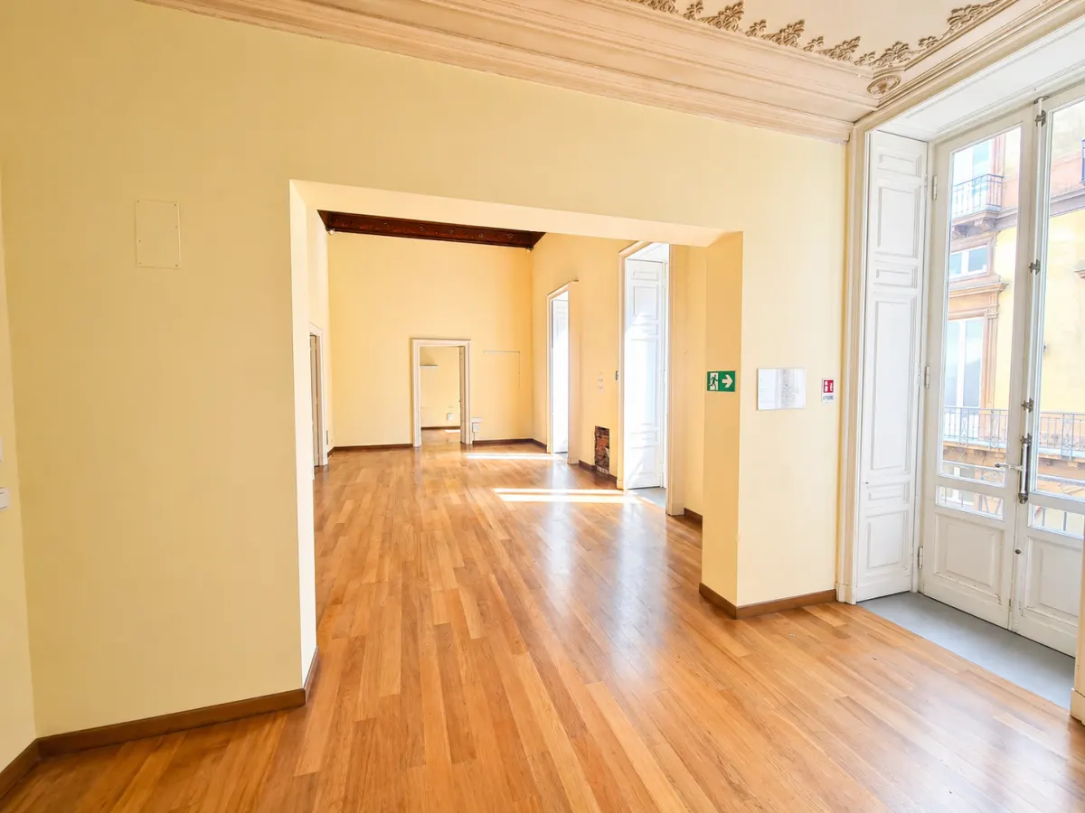 Catania, Prestigioso Appartamento di 450 mq Palazzo Pancari Ferreri · foto 18