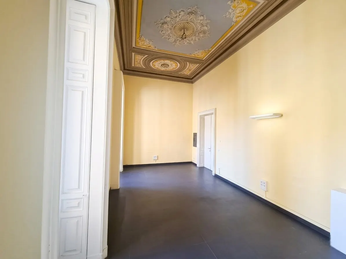 Catania, Prestigioso Appartamento di 450 mq Palazzo Pancari Ferreri · foto 8