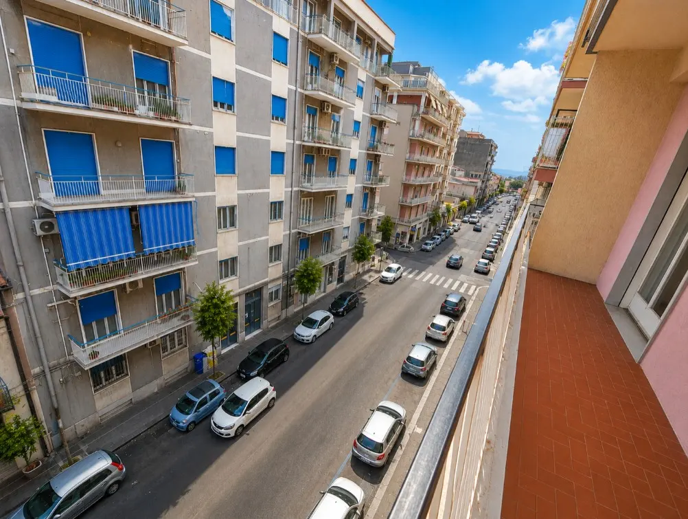 APPARTAMENTO IN VENDITA – VIA AMMIRAGLIO CARACCIOLO, CATANIA · foto 6