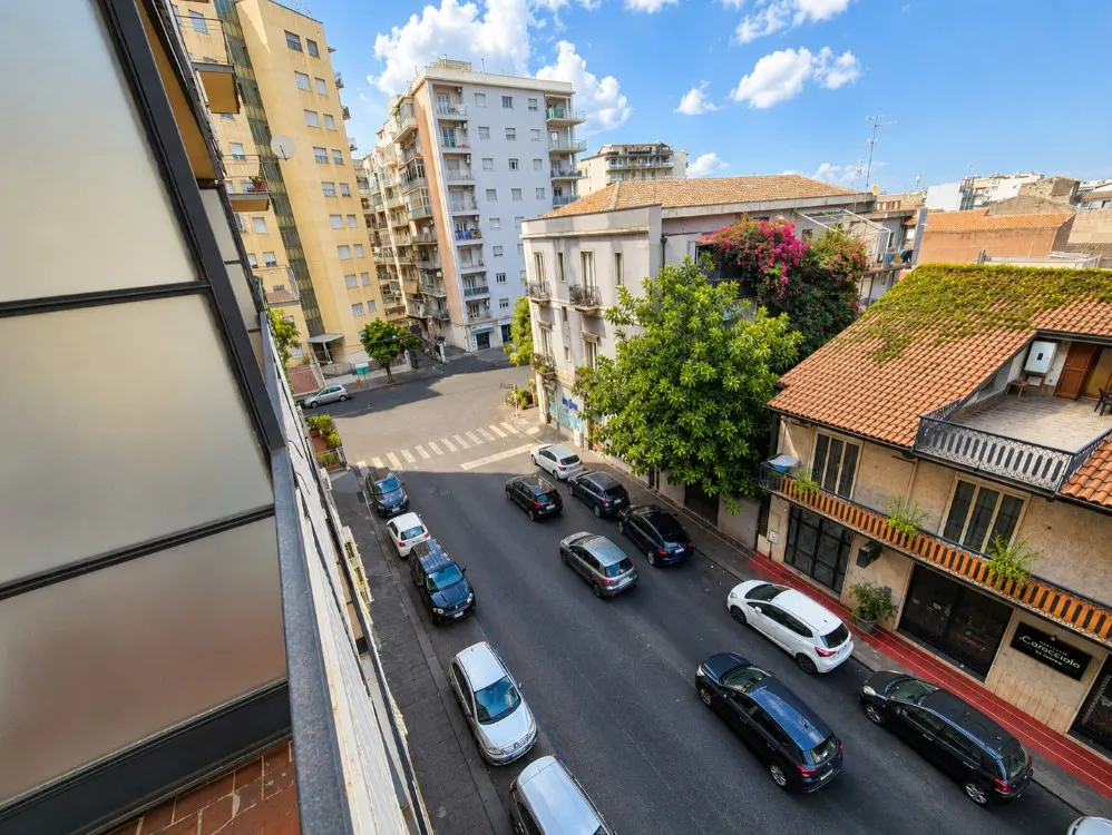 APPARTAMENTO IN VENDITA – VIA AMMIRAGLIO CARACCIOLO, CATANIA · foto 7