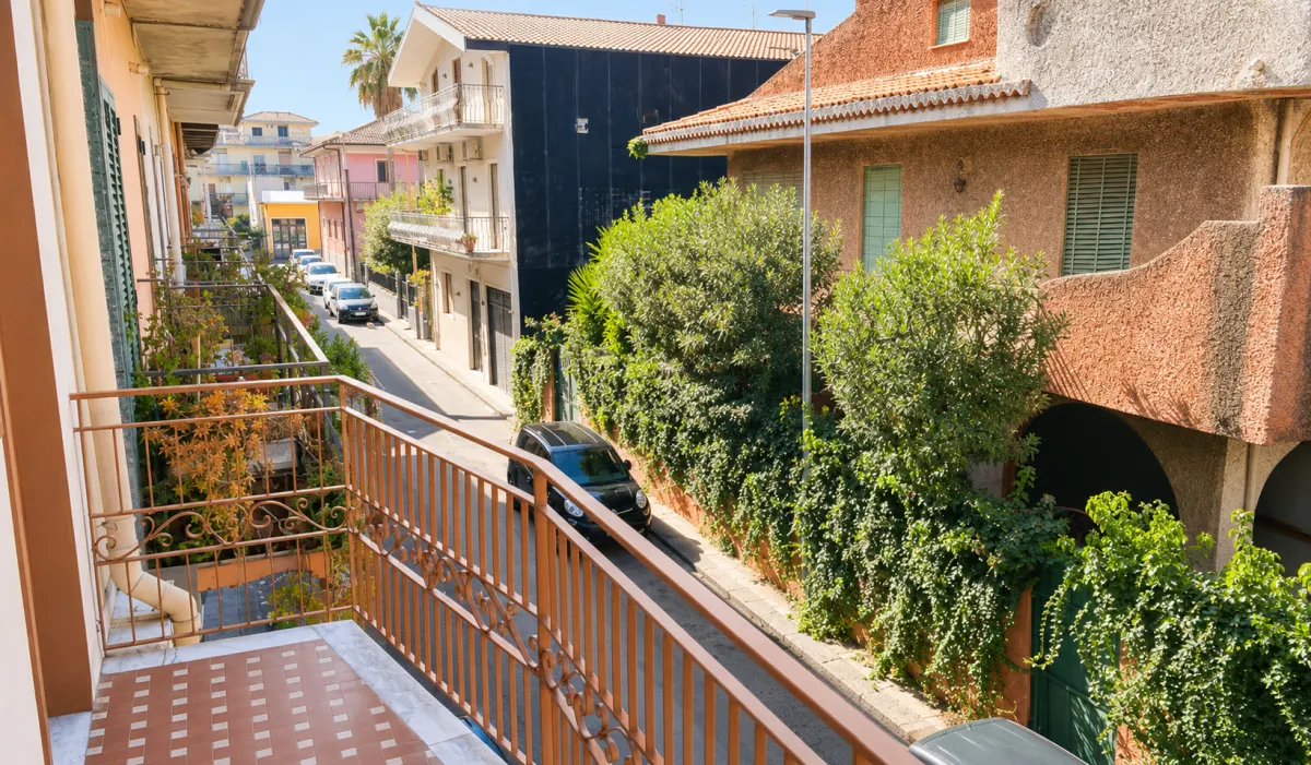 Accogliente 3 Vani di 83 mq in Contesto Tranquillo – Aci Sant'Antonio · foto 7