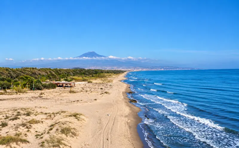 Casa Indipendente con Spazi Esterni a due passi dal mare – Villaggio Lido Vaccarizzo a Catania