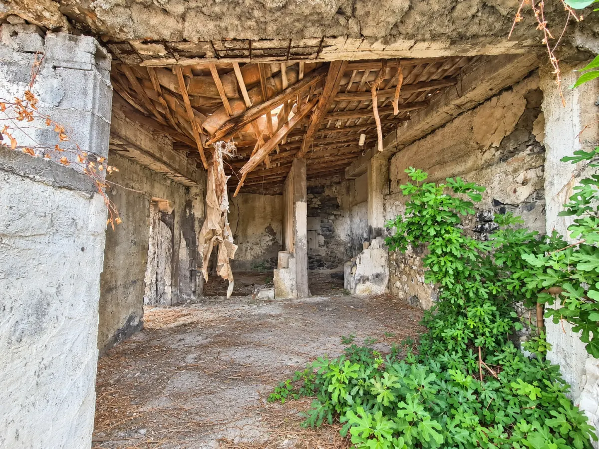 Terreno Panoramico di 7.100 mq con Rudere Catastato | Mascali – Zona Santa Venera · foto 7