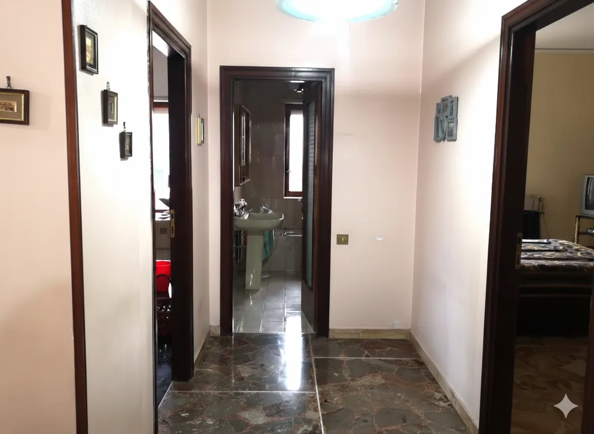 Appartamento via M.R. Imbriani tre vani e box · foto 7