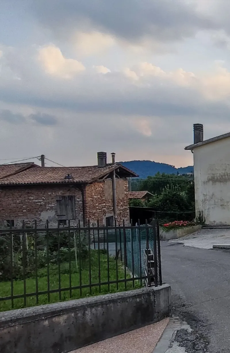 PORZIONE DI CASA CON ANNESSO ADIACENTE · foto 4