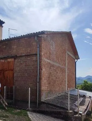 PORZIONE DI CASA CON ANNESSI ADIACENTI · foto 7
