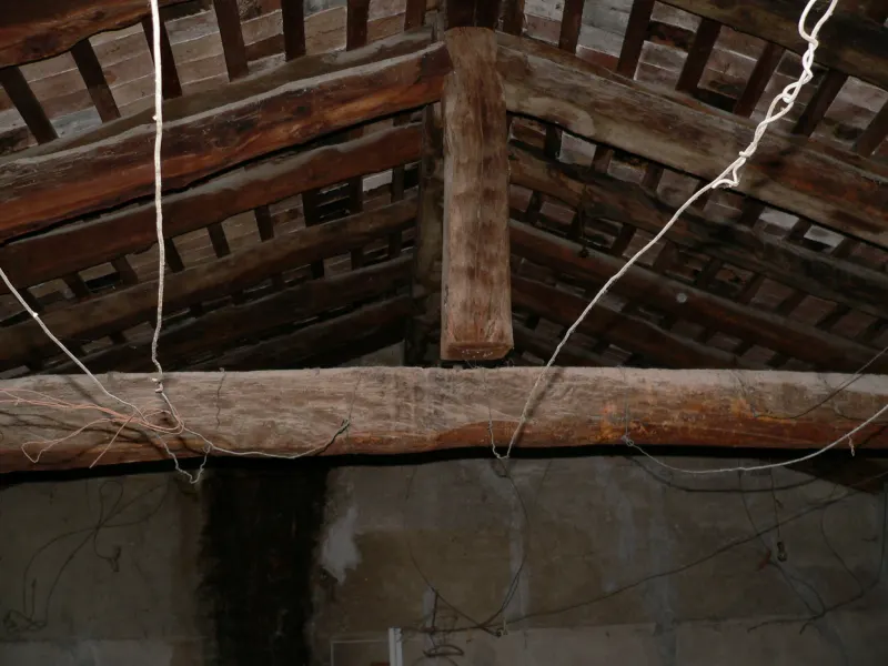 PORZIONE DI CASA CON ANNESSO ADIACENTE · foto 3