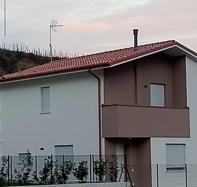 CASA SINGOLA DI NUOVA COSTRUZIONE · foto 2
